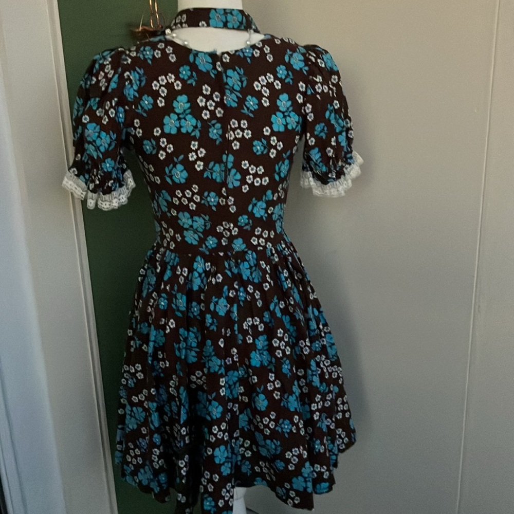 Vintage 60s 70s Brown and Blue Floral Square Dance Dress - Picture 8 of 9